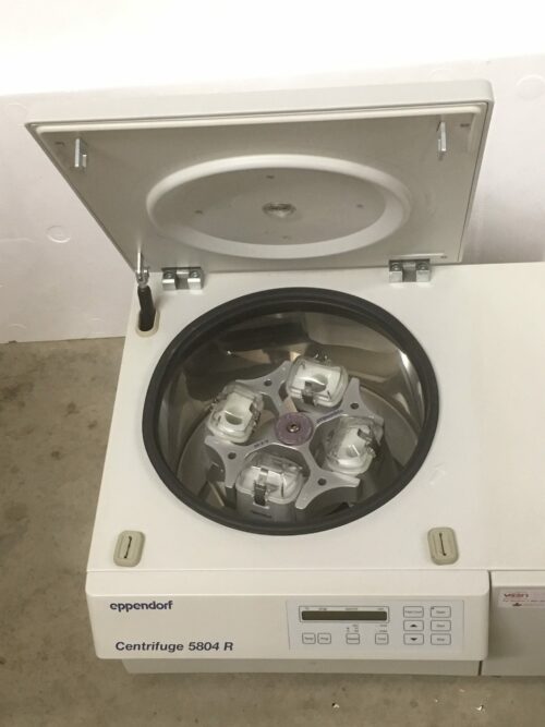 Refridgerated Eppendorf 5804R Centrifuge