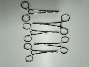 Small Hemostats
