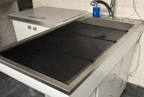Petlift Stainless Dental Sink – Grill Only
